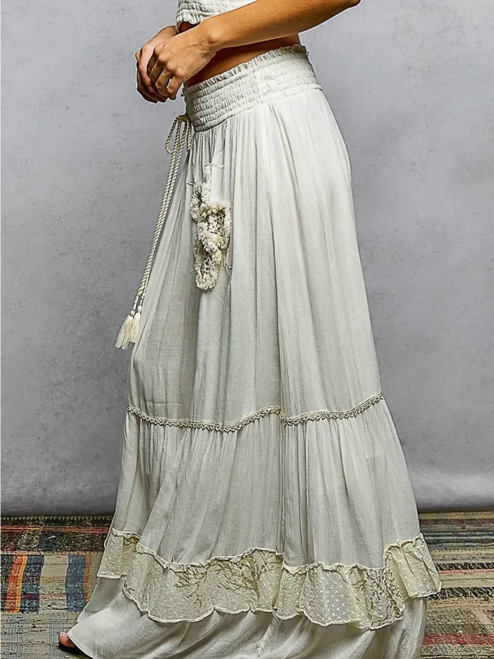 🆕🤍POL BOHO SKIRT - Picture 3 of 4